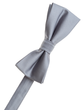 Load image into Gallery viewer, Irish Green Bow Tie
