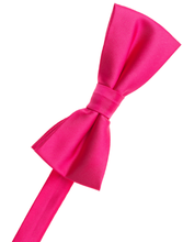 Load image into Gallery viewer, Irish Green Bow Tie
